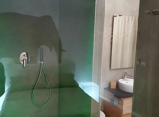 Dreams Bed & Breakfast 4*