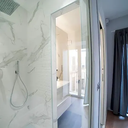 Bed and Breakfast Dreams 4*